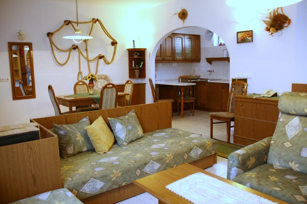Gala Panzio Hotel Simontornya Room photo